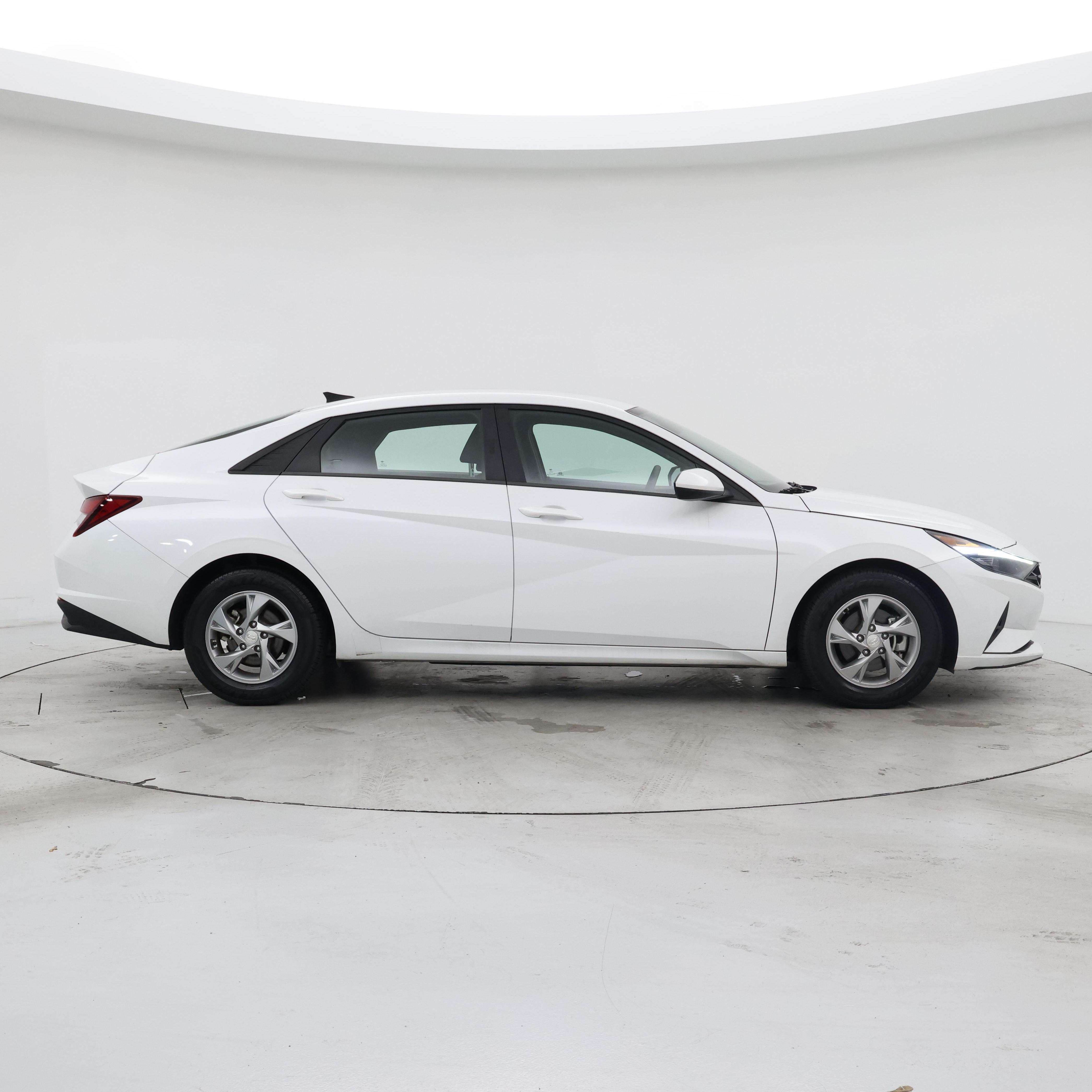 Thumbnail: 2022 Hyundai Elantra - 7