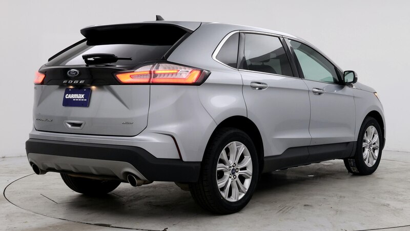 2022 Ford Edge Titanium 8