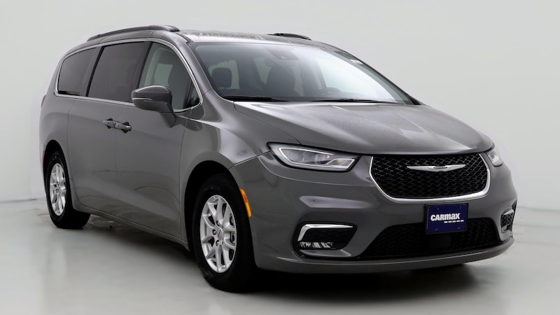 2022 Chrysler Pacifica Touring L Hero Image