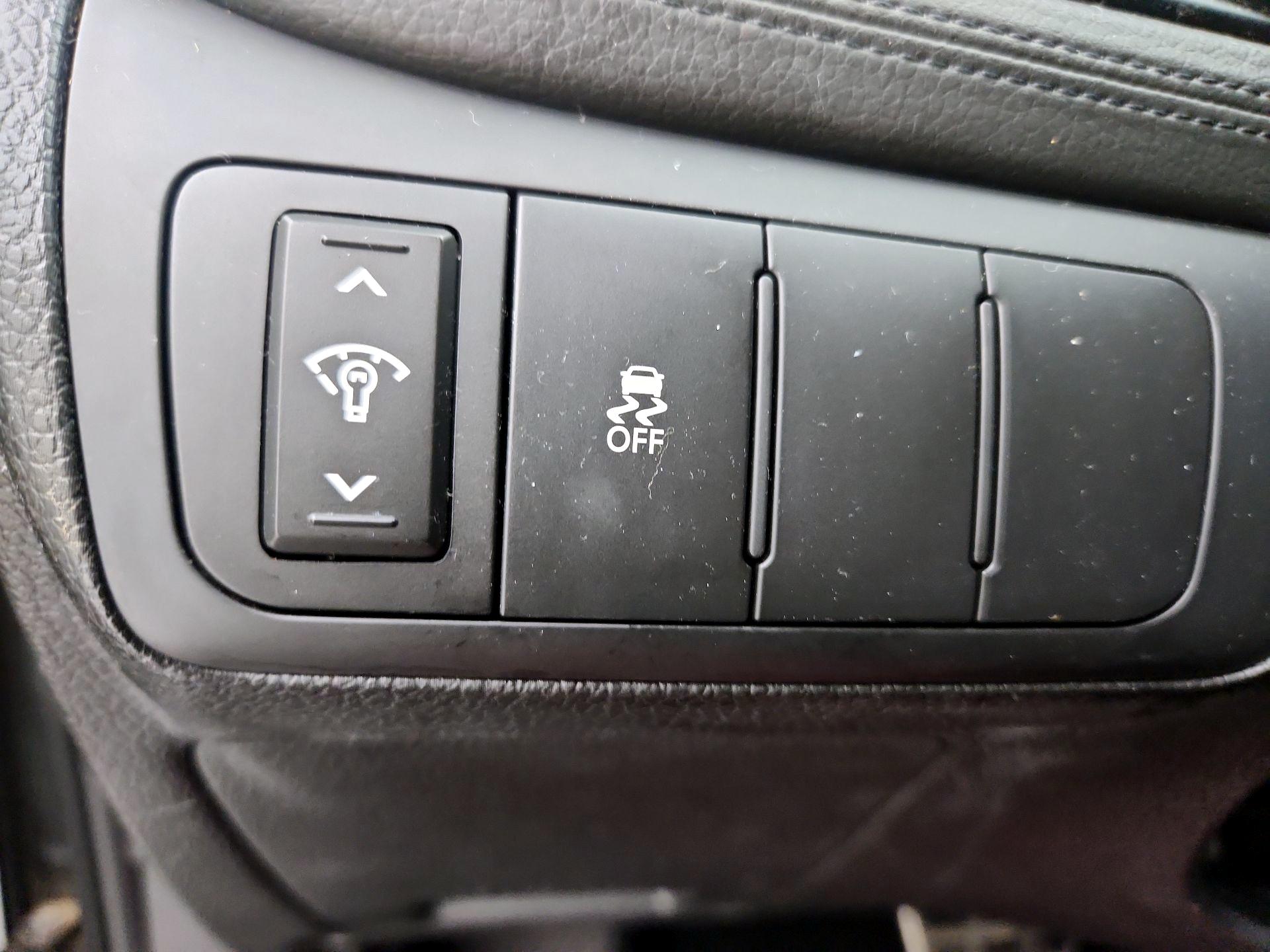Thumbnail: 2013 Kia Optima - 13