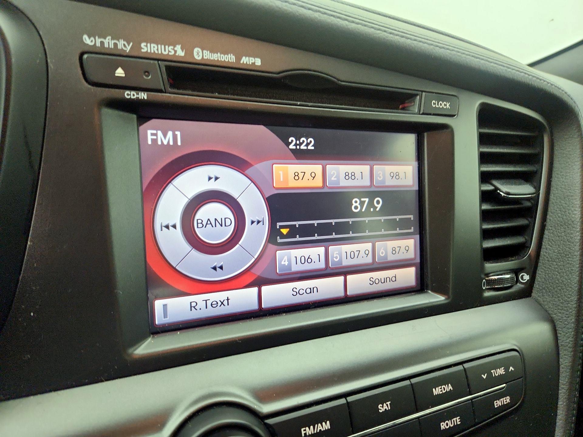 Thumbnail: 2013 Kia Optima - 15
