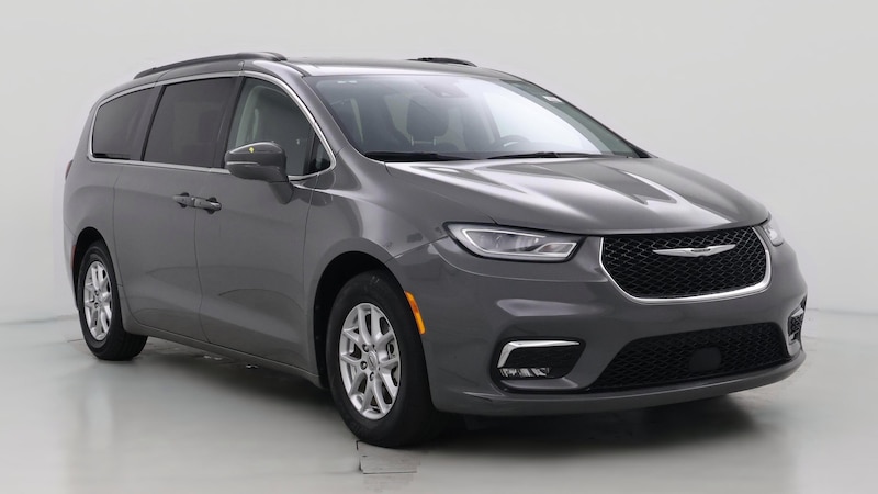 2022 Chrysler Pacifica Touring L Hero Image