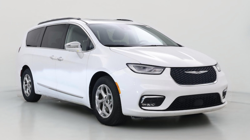 2022 Chrysler Pacifica Limited Hero Image