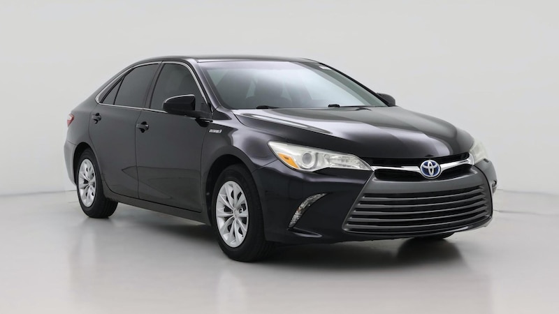 2016 Toyota Camry LE Hero Image