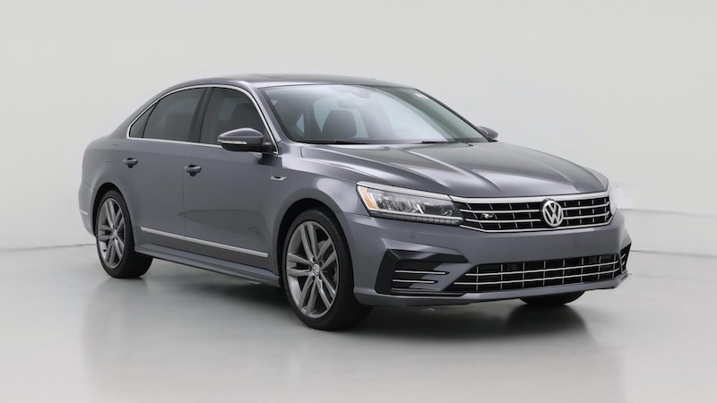 2019 Volkswagen Passat R-Line Hero Image