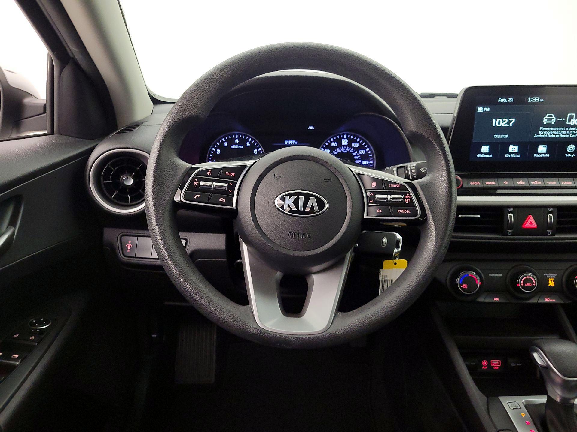 Thumbnail: 2021 Kia Forte - 10