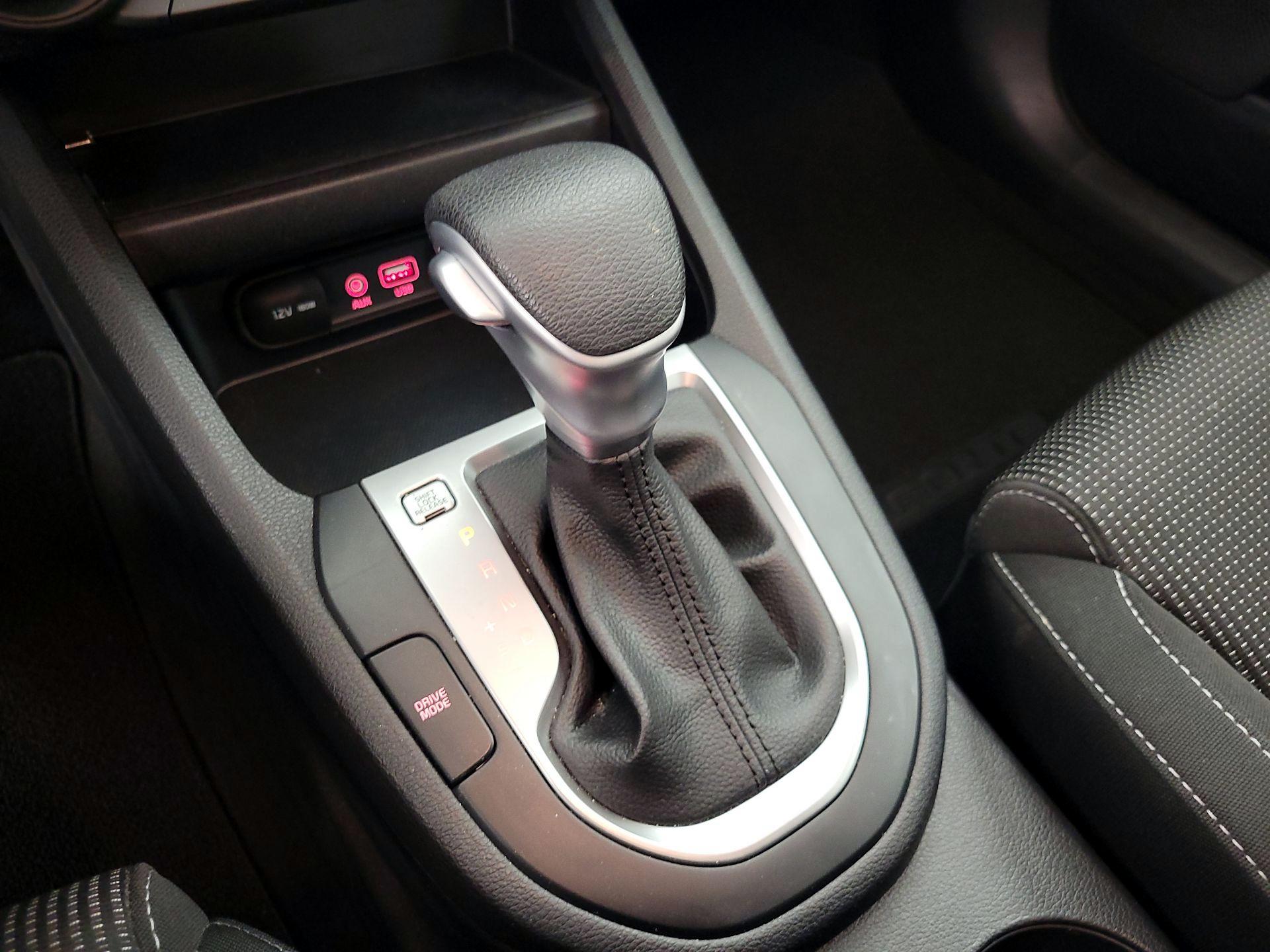 Thumbnail: 2021 Kia Forte - 17