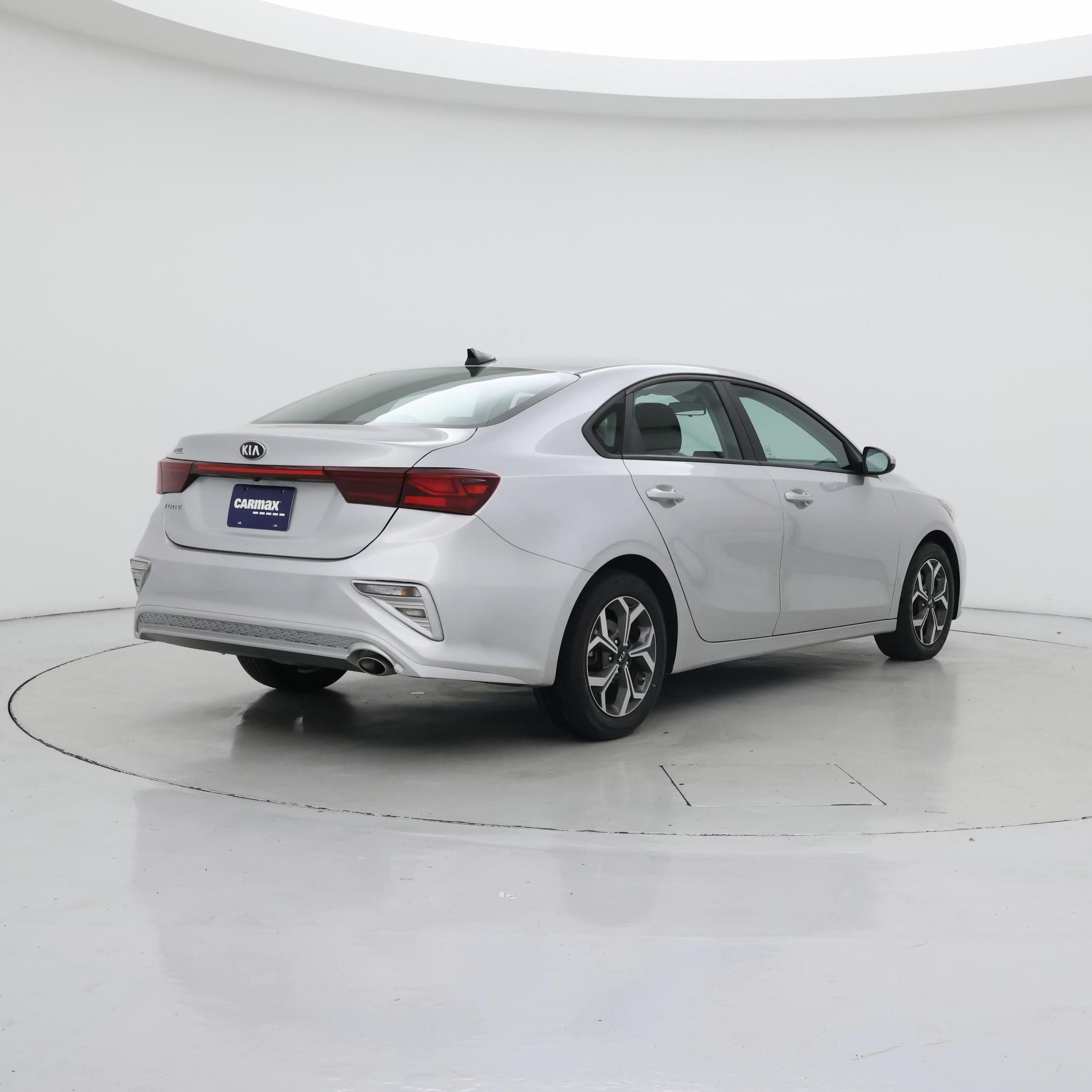 Thumbnail: 2021 Kia Forte - 8
