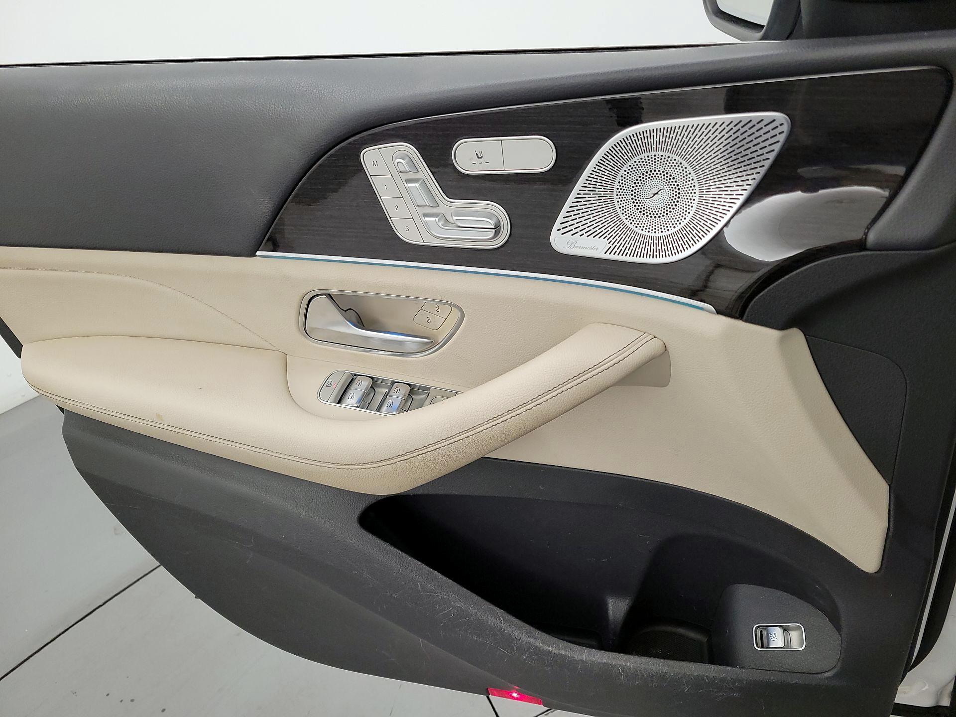 Thumbnail: 2020 Mercedes-Benz GLE - 12