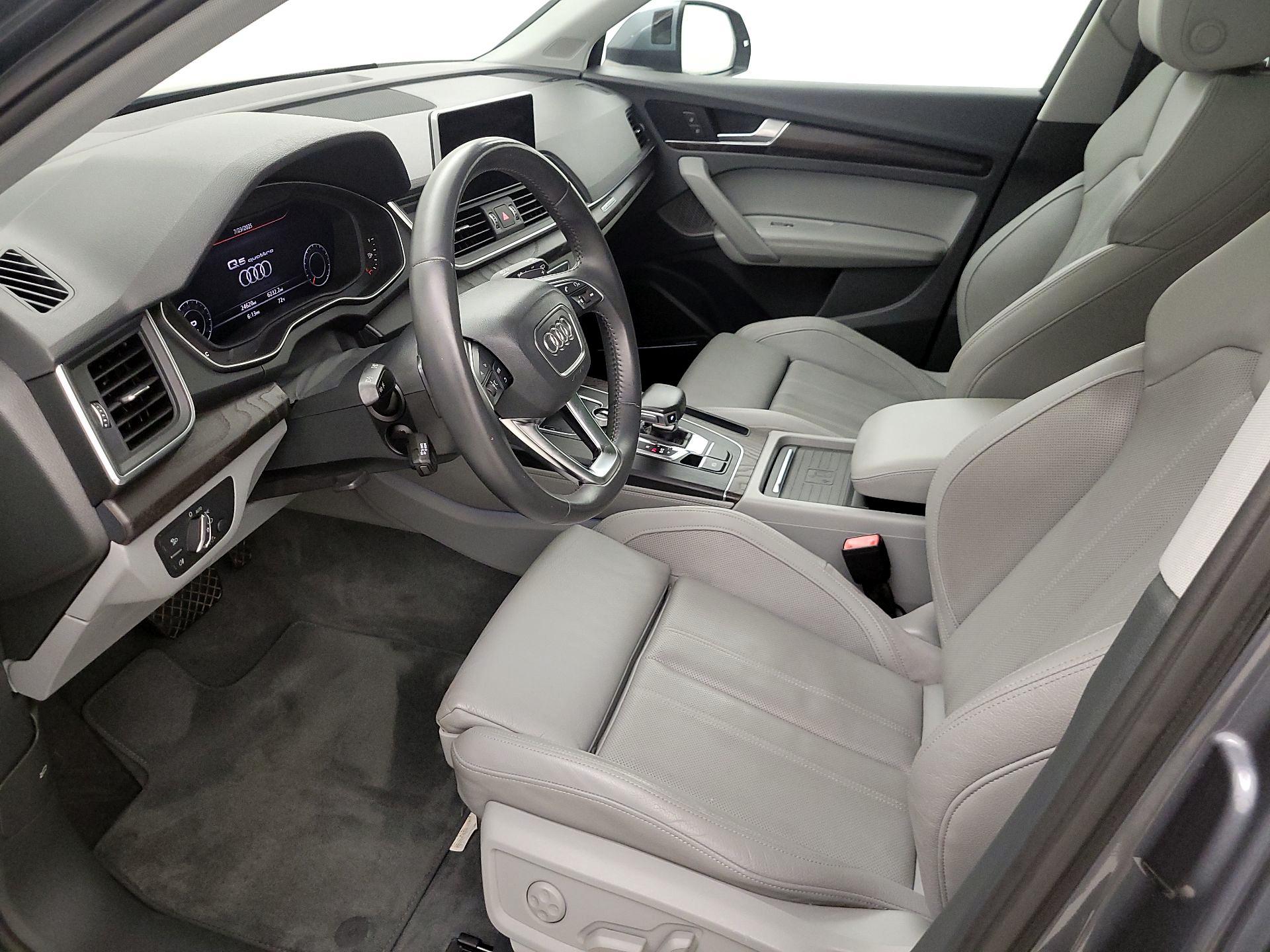 Thumbnail: 2019 Audi Q5 - 11