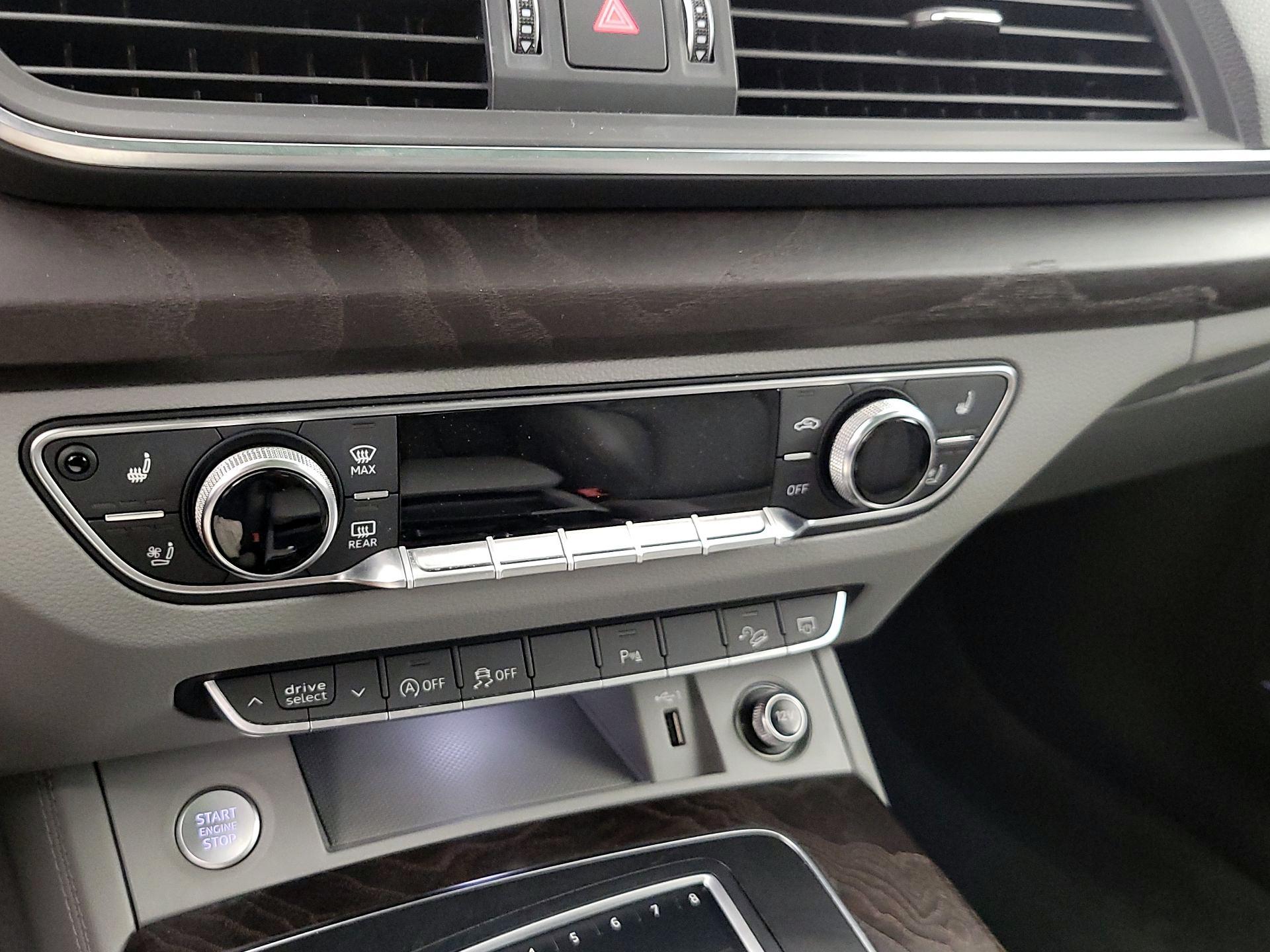 Thumbnail: 2019 Audi Q5 - 17