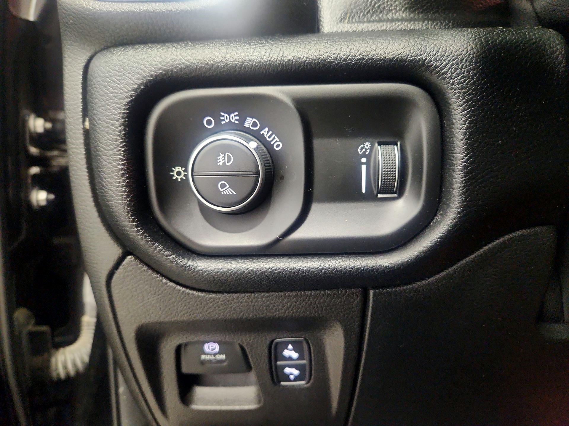 Thumbnail: 2021 RAM 1500 - 13