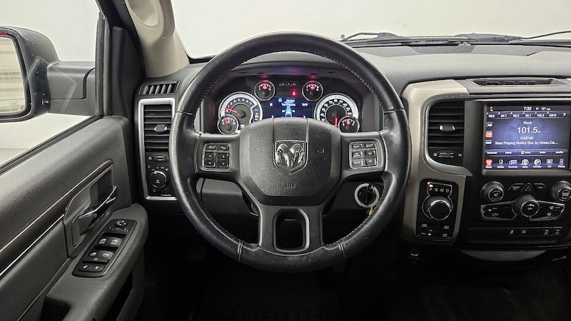 2016 RAM 1500 Big Horn 10