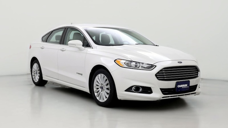 2014 Ford Fusion SE Hero Image