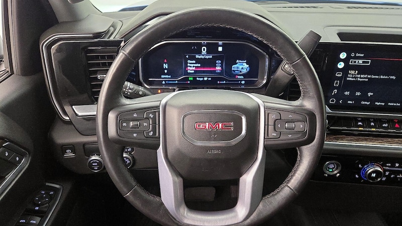 2022 GMC Sierra 1500 Elevation 10
