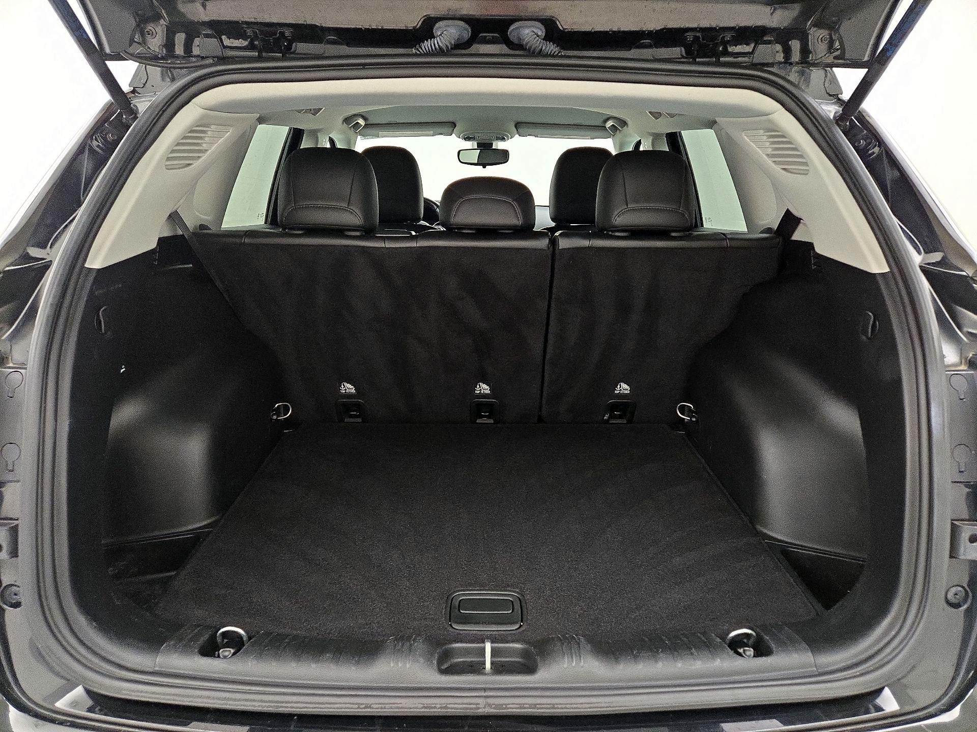 Thumbnail: 2019 Jeep Compass - 20