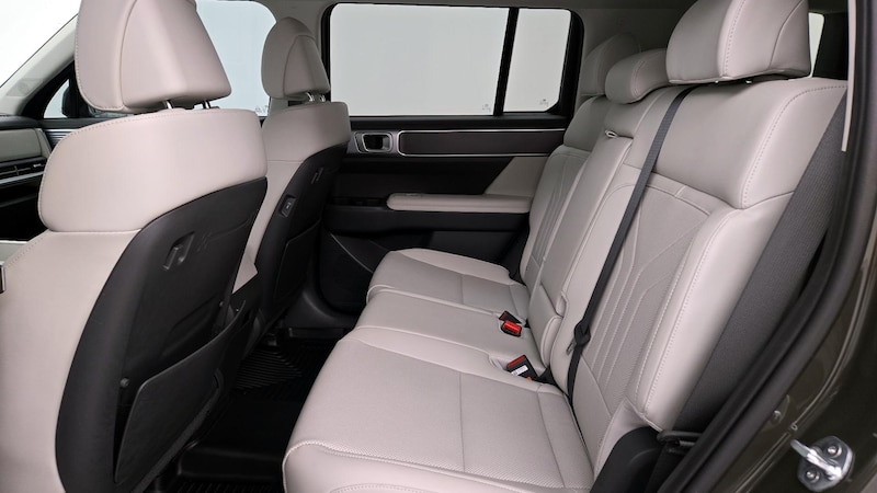 2024 Hyundai Santa Fe SEL 19
