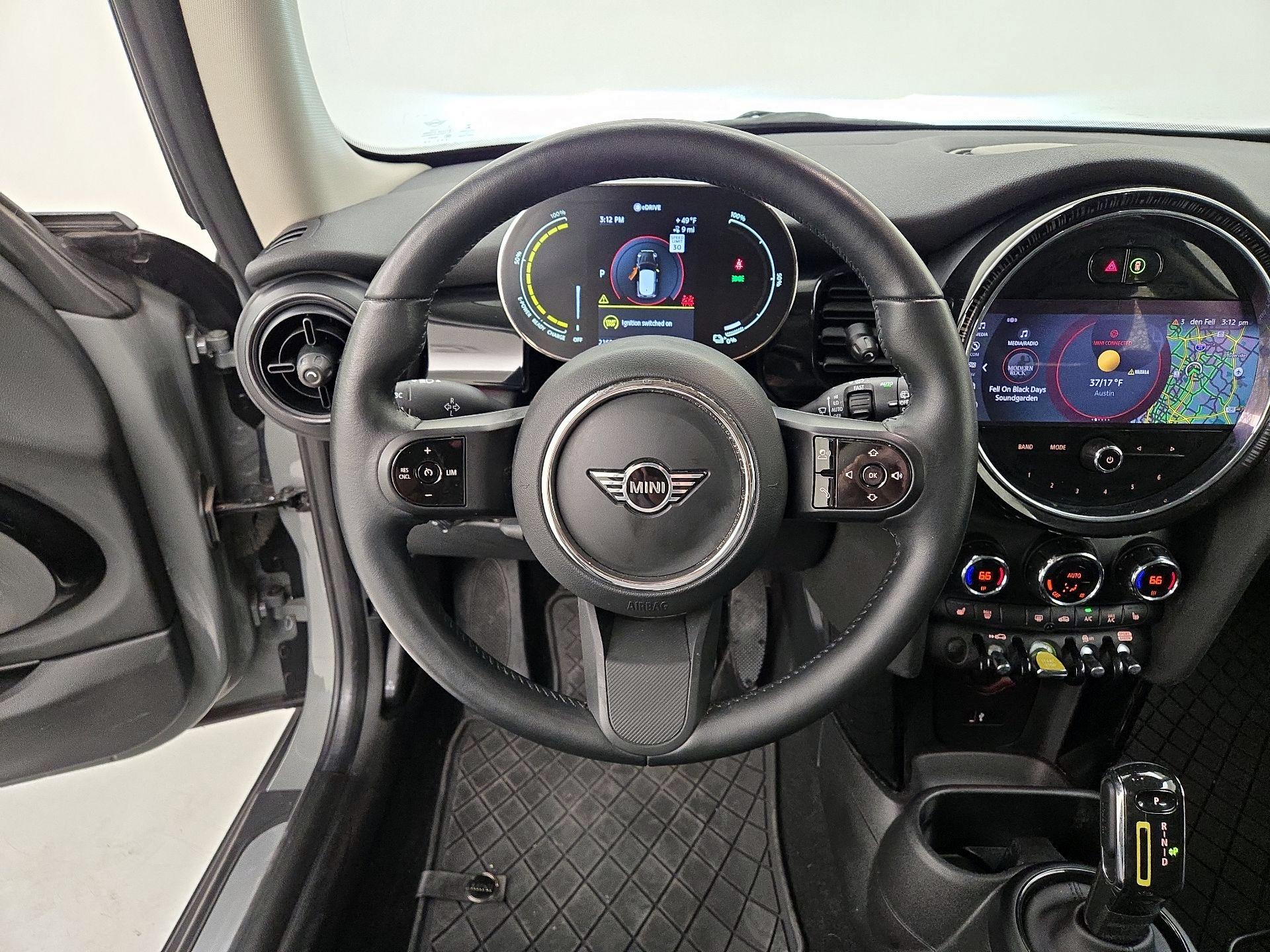 Thumbnail: 2022 MINI Cooper Hardtop - 9