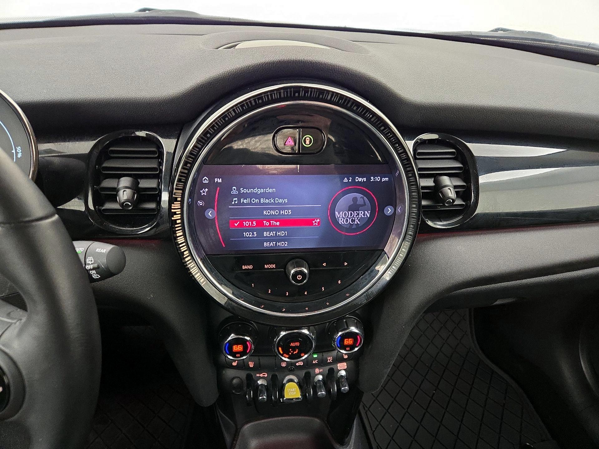 Thumbnail: 2022 MINI Cooper Hardtop - 15