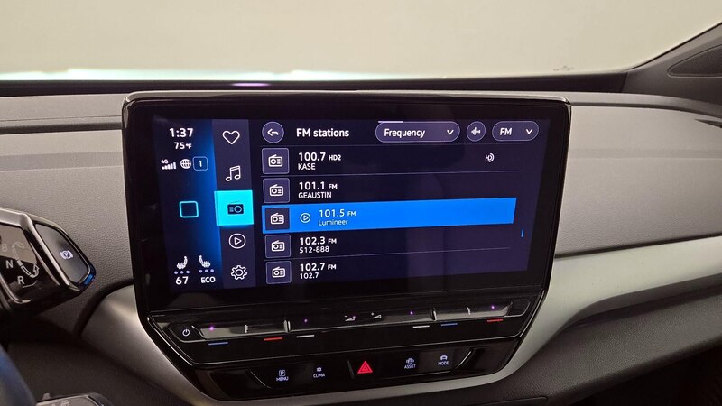 2022 Volkswagen ID.4 Pro S 16