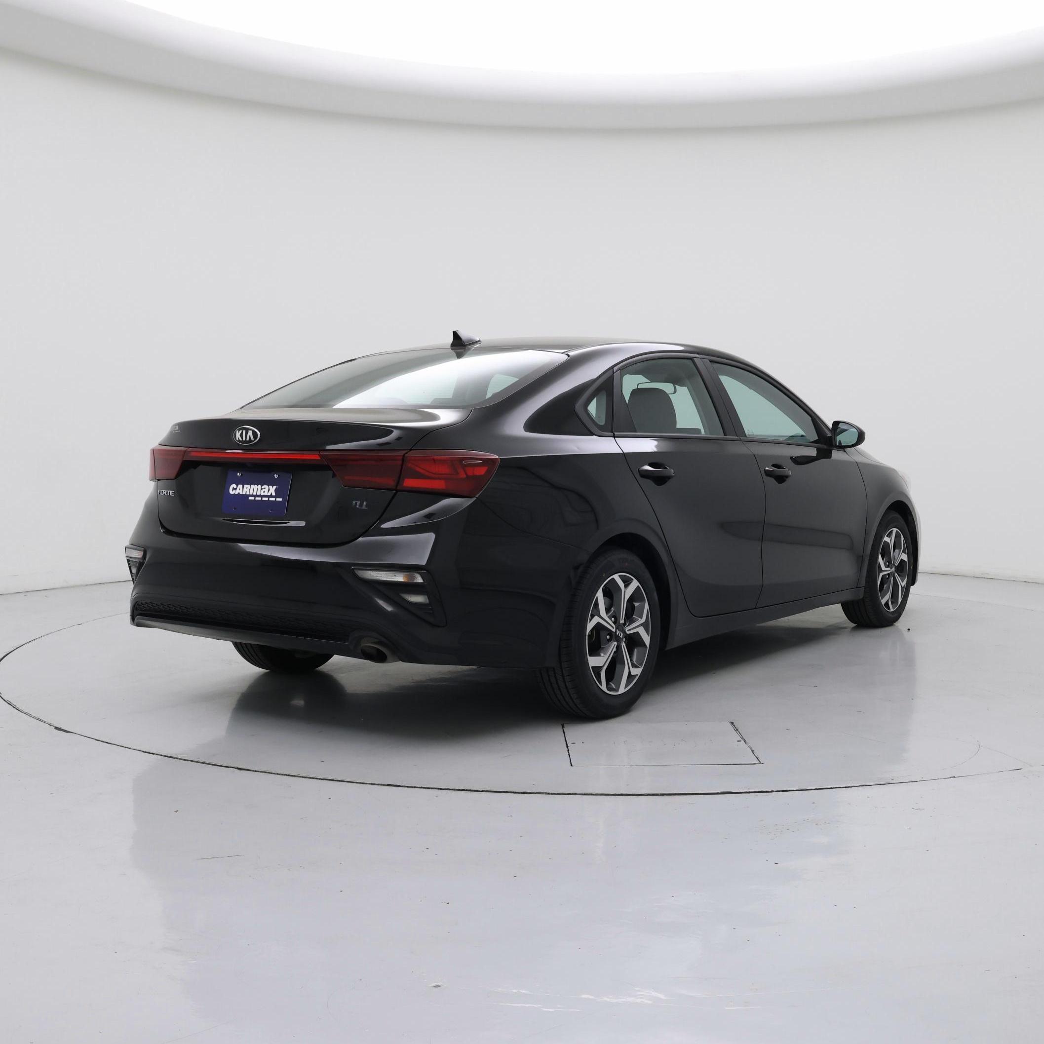 Thumbnail: 2021 Kia Forte - 8