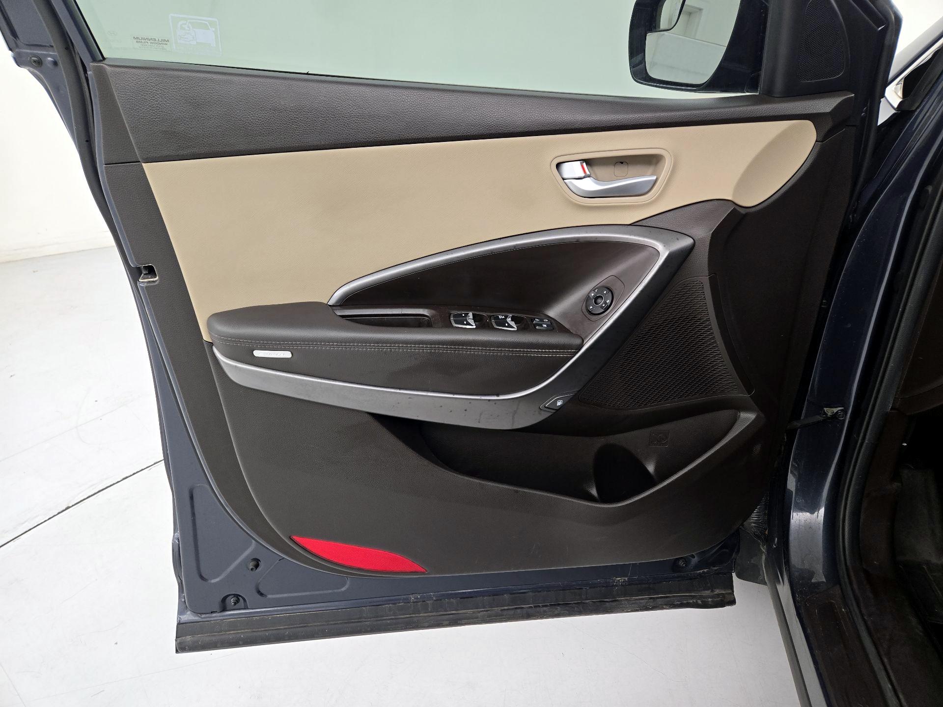 Thumbnail: 2018 Hyundai Santa Fe - 12