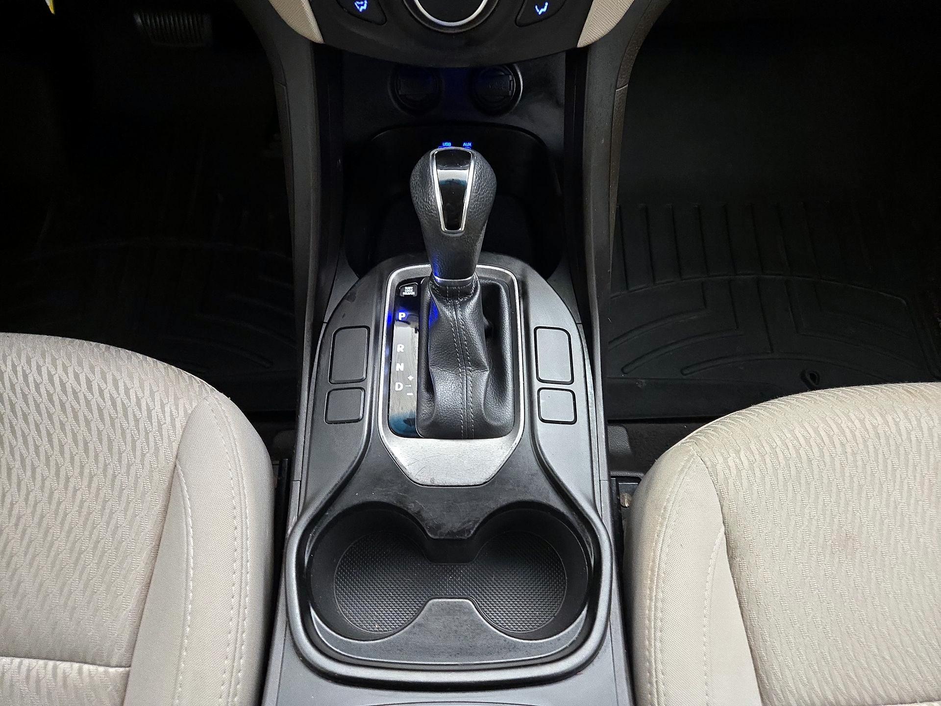 Thumbnail: 2018 Hyundai Santa Fe - 17