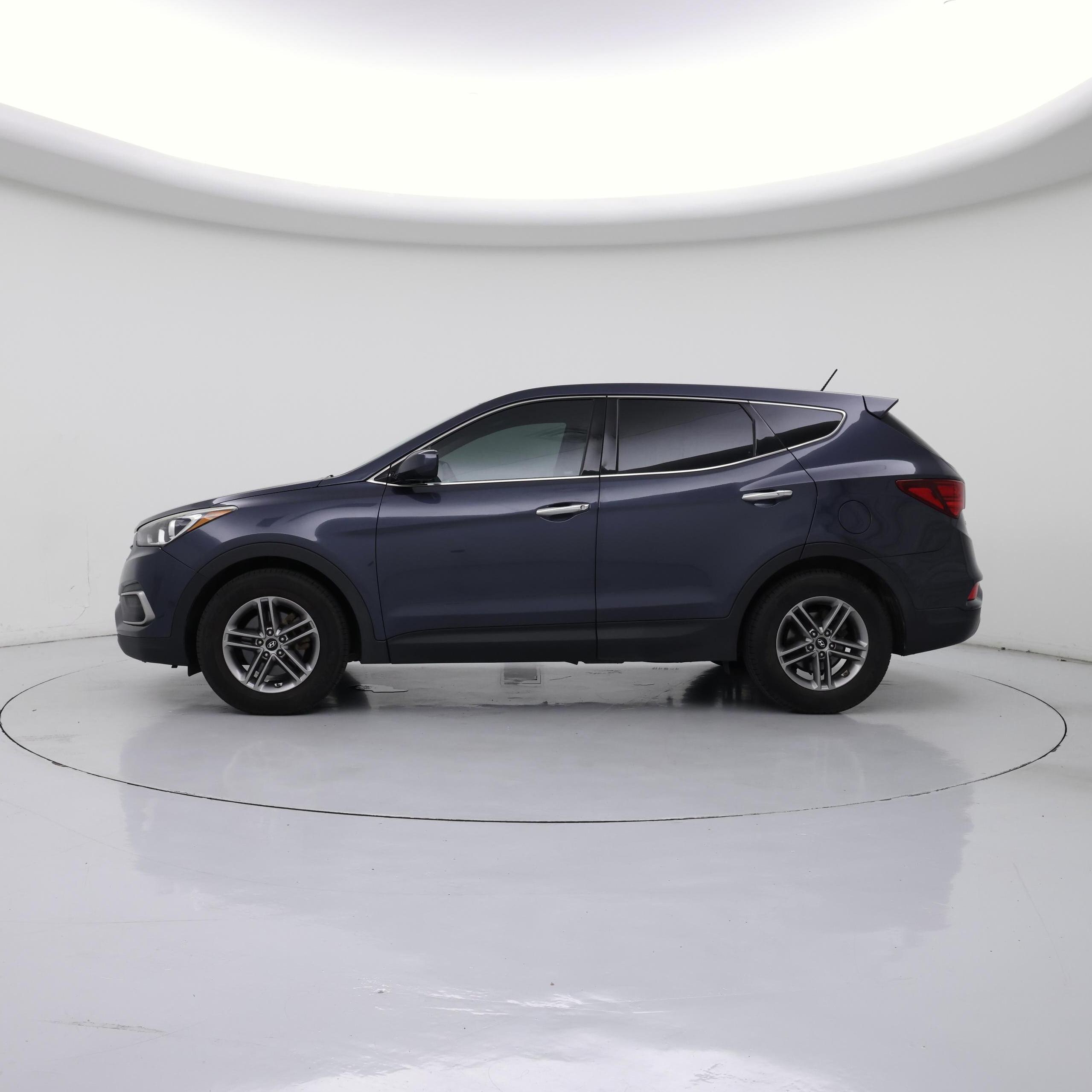 Thumbnail: 2018 Hyundai Santa Fe - 3