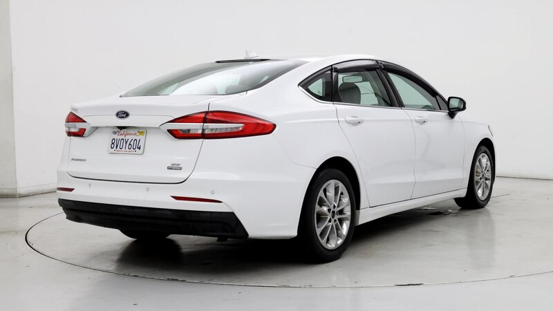 2020 Ford Fusion SE 8