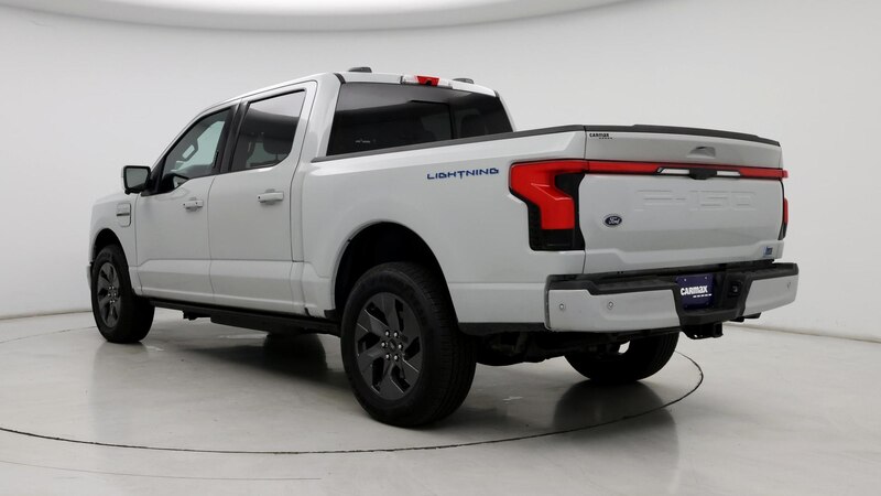 2023 Ford F-150 Lightning Lariat 2