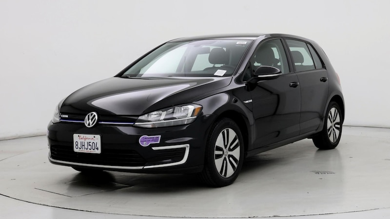 2019 Volkswagen Golf SE 4