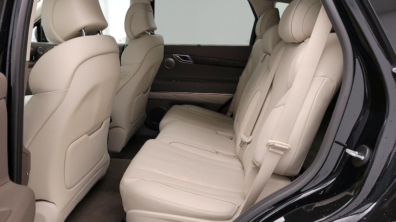 2022 Genesis GV80  21