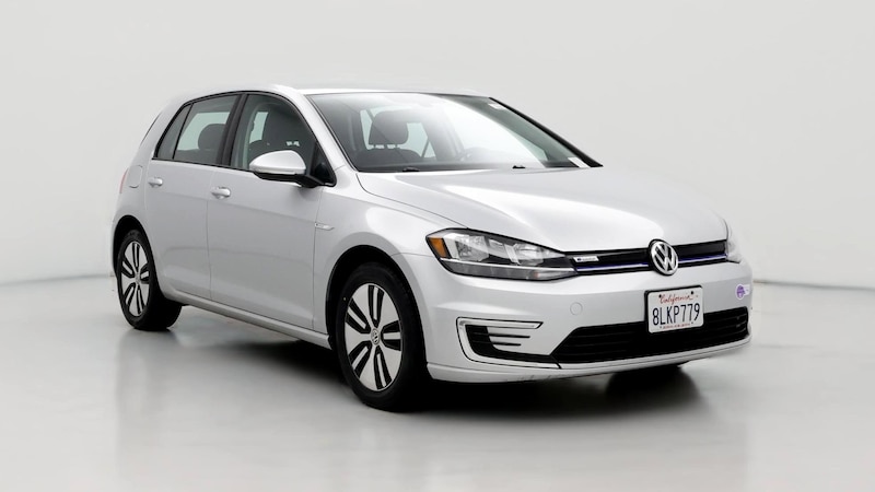 2019 Volkswagen e-Golf SE Hero Image