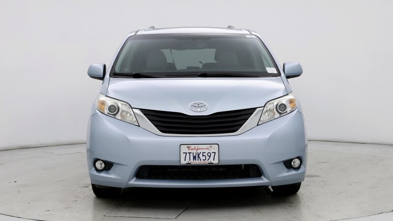 2016 Toyota Sienna XLE 5