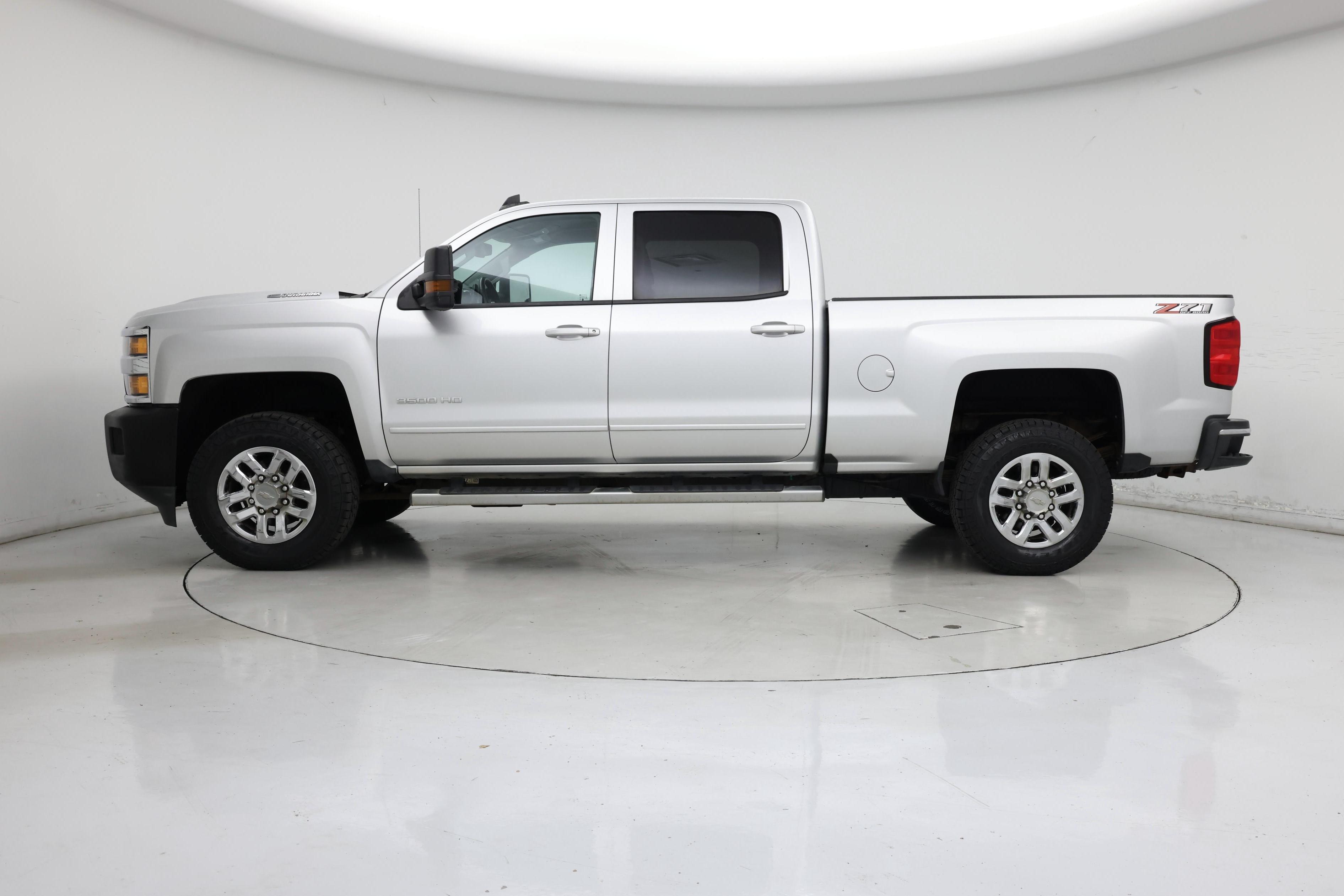 Thumbnail: 2018 Chevrolet Silverado 3500 - 3