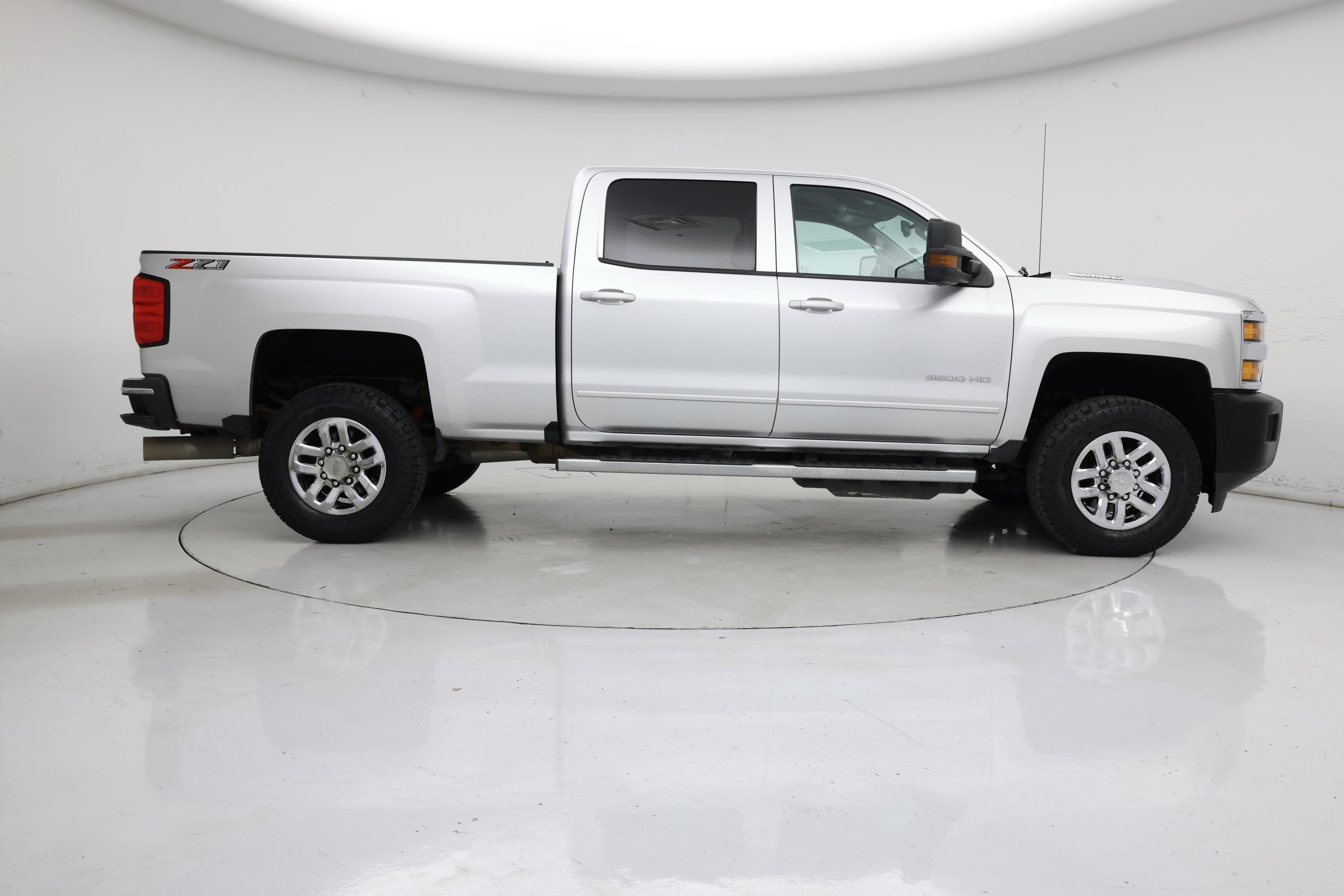 Thumbnail: 2018 Chevrolet Silverado 3500 - 7