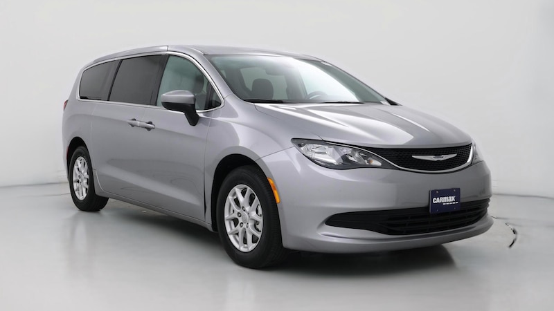 2017 Chrysler Pacifica LX Hero Image