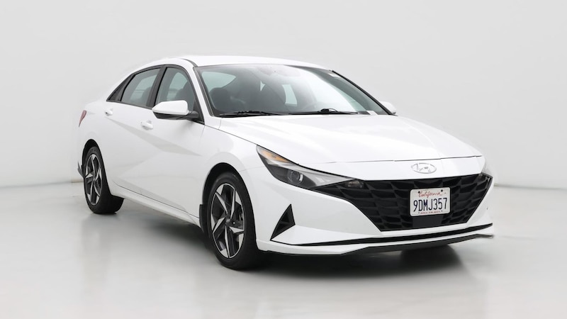 2023 Hyundai Elantra SEL Hero Image