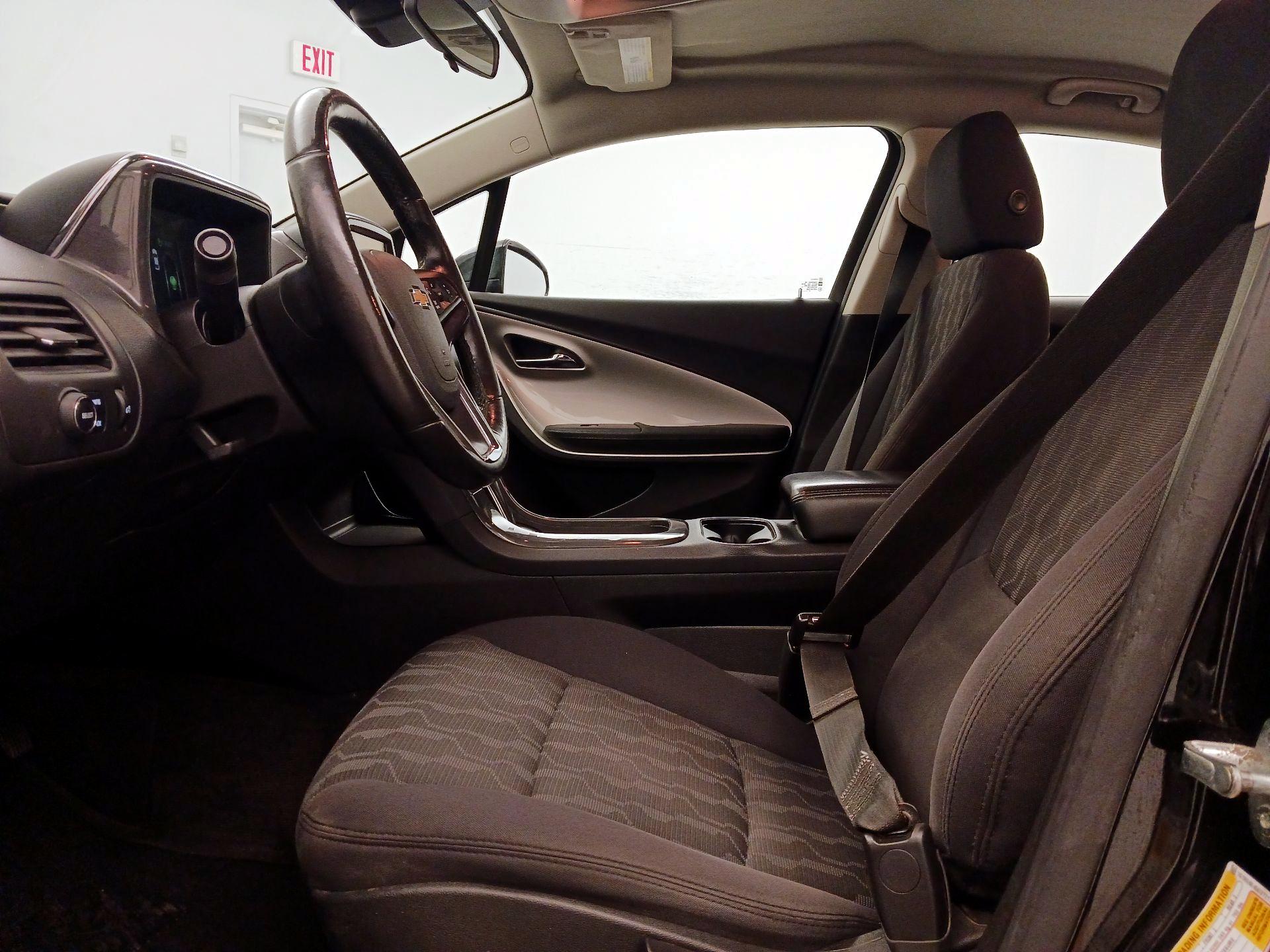 Thumbnail: 2014 Chevrolet Volt - 11