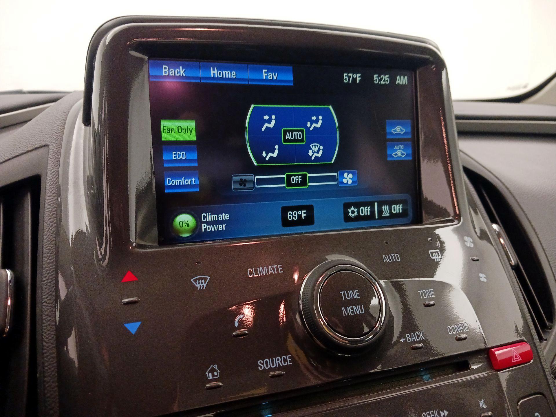 Thumbnail: 2014 Chevrolet Volt - 15