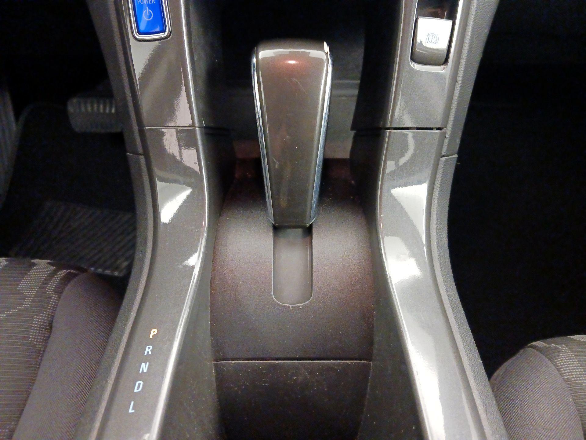 Thumbnail: 2014 Chevrolet Volt - 16