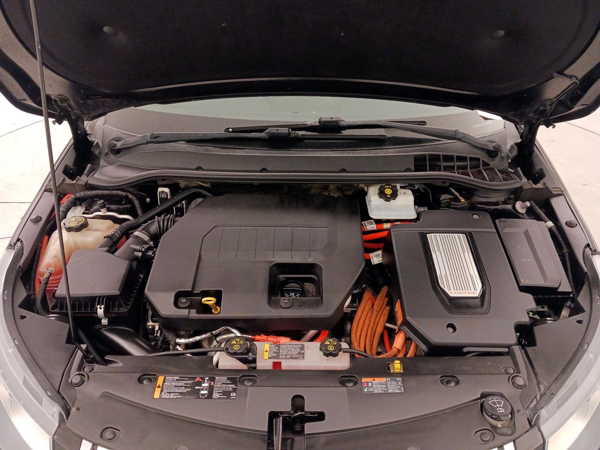 Thumbnail: 2014 Chevrolet Volt - 20