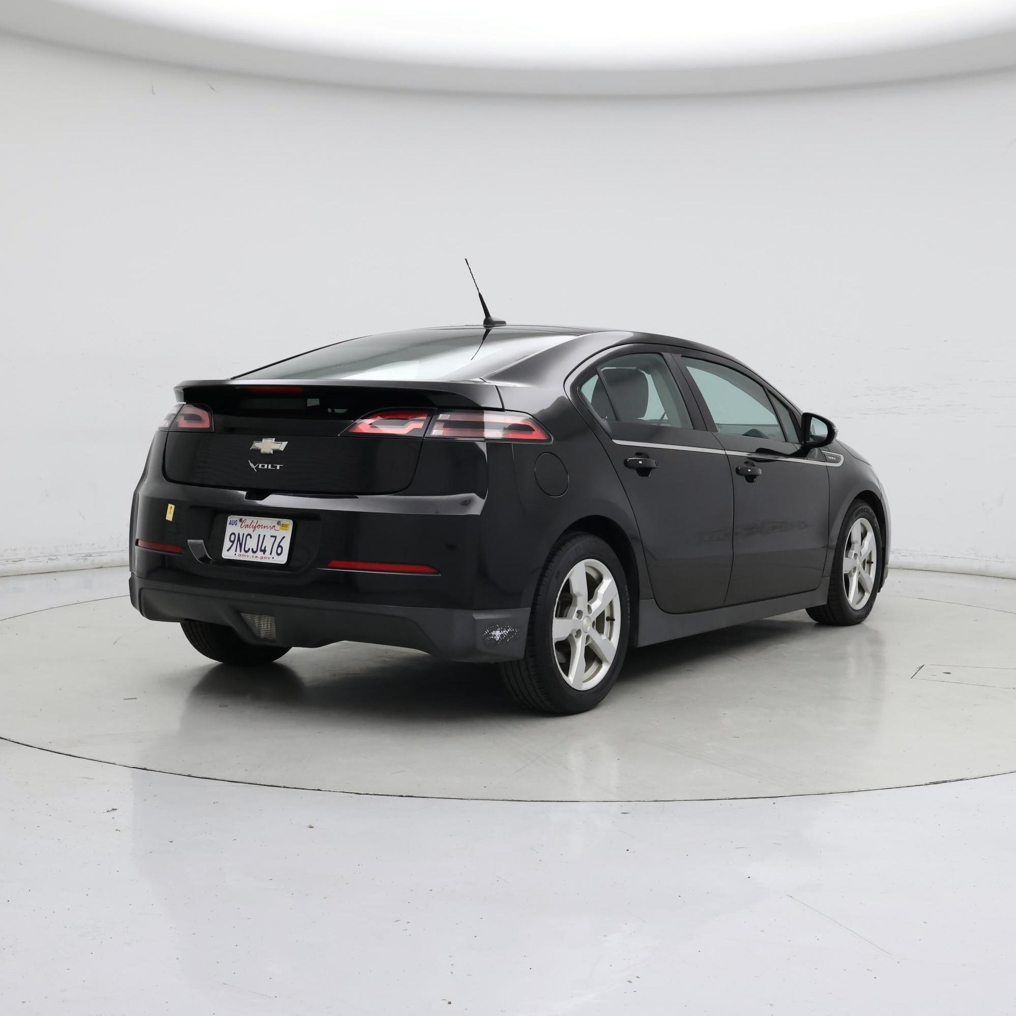 Thumbnail: 2014 Chevrolet Volt - 8