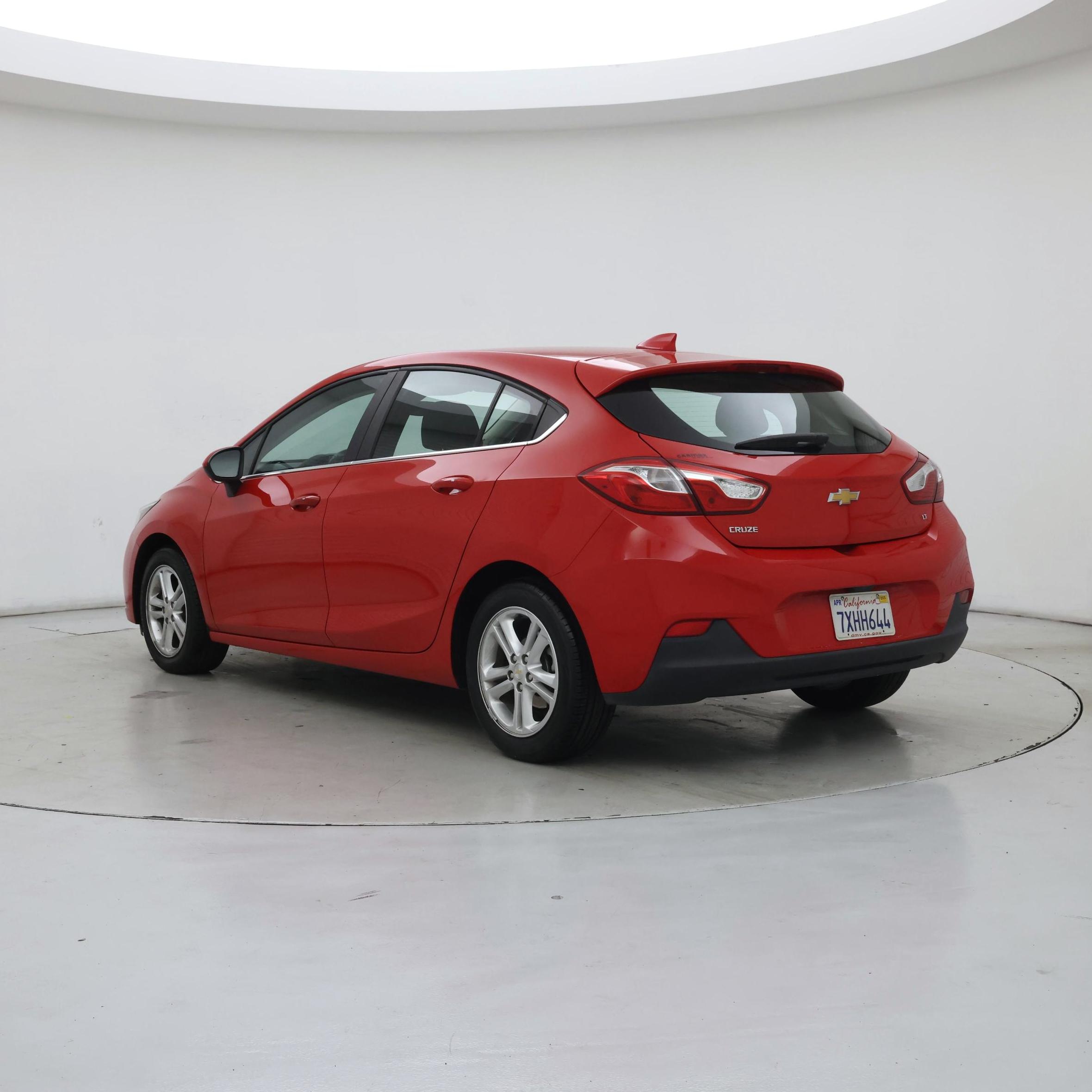 Thumbnail: 2017 Chevrolet Cruze - 2