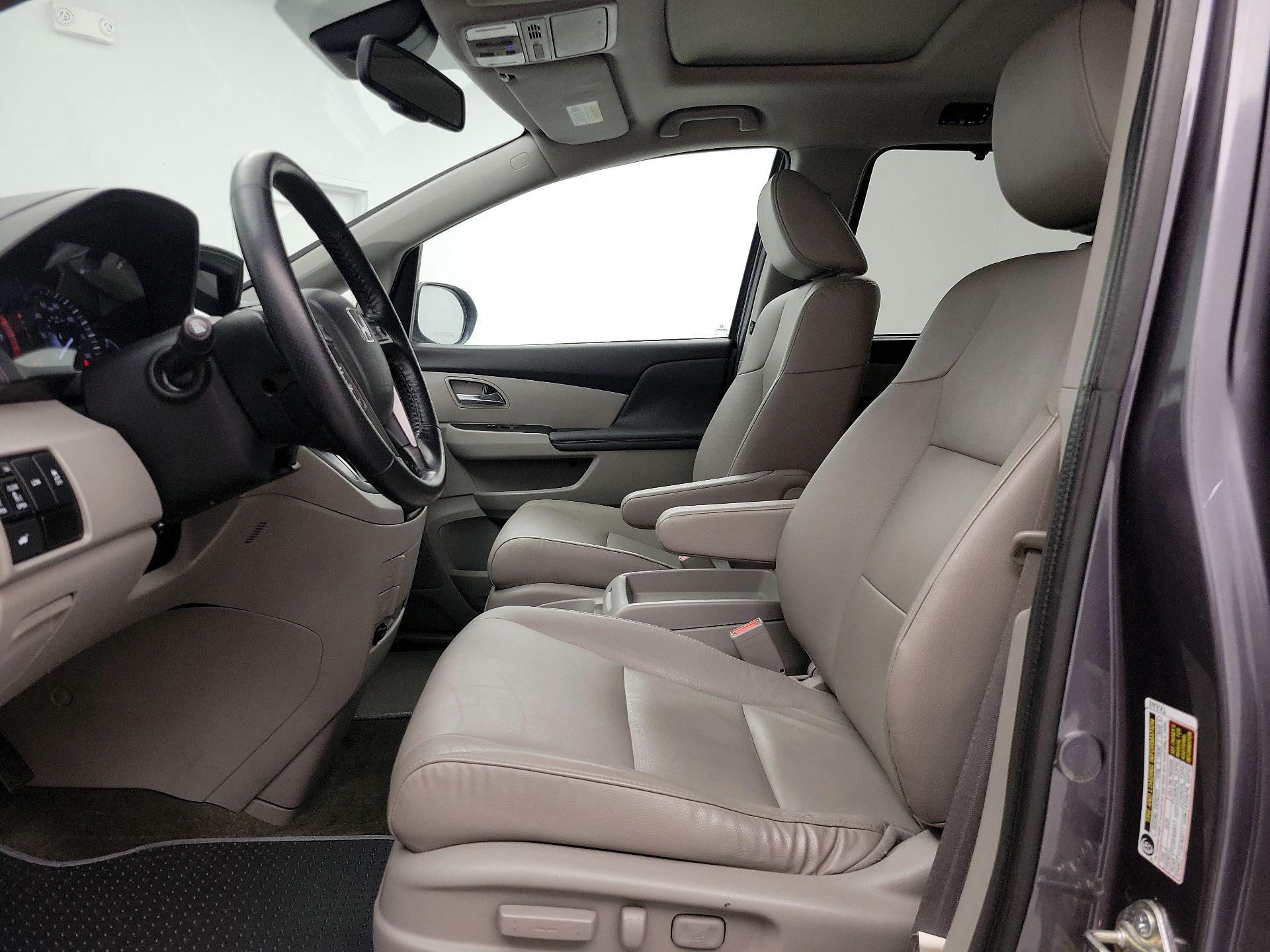 Thumbnail: 2015 Honda Odyssey - 11