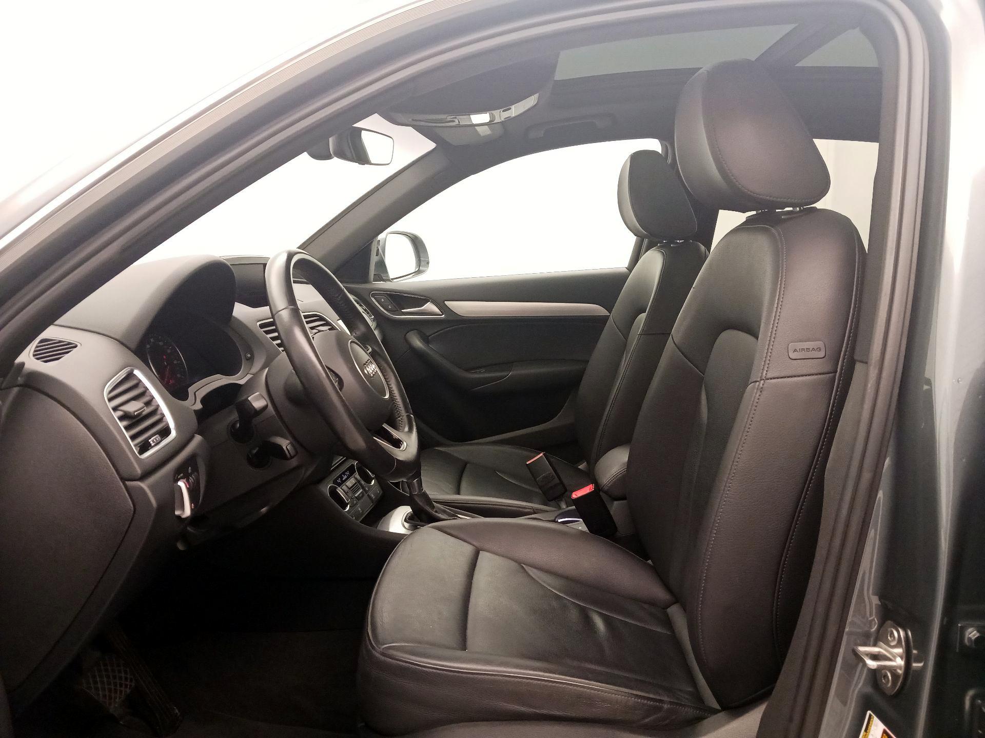 Thumbnail: 2016 Audi Q3 - 11
