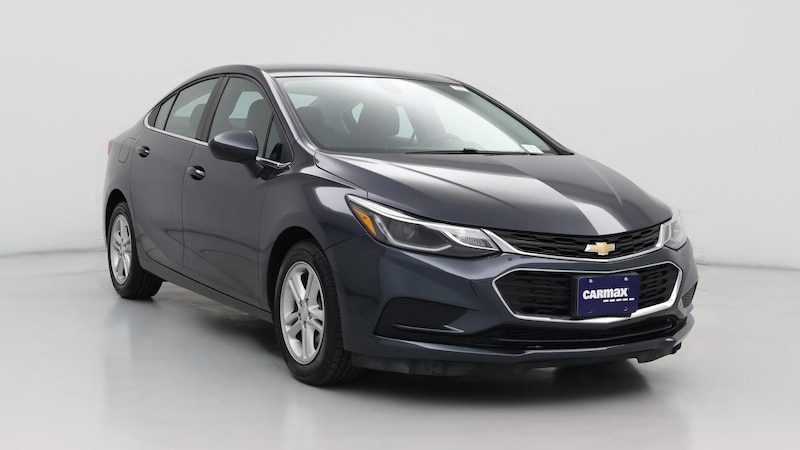 2017 Chevrolet Cruze LT Hero Image