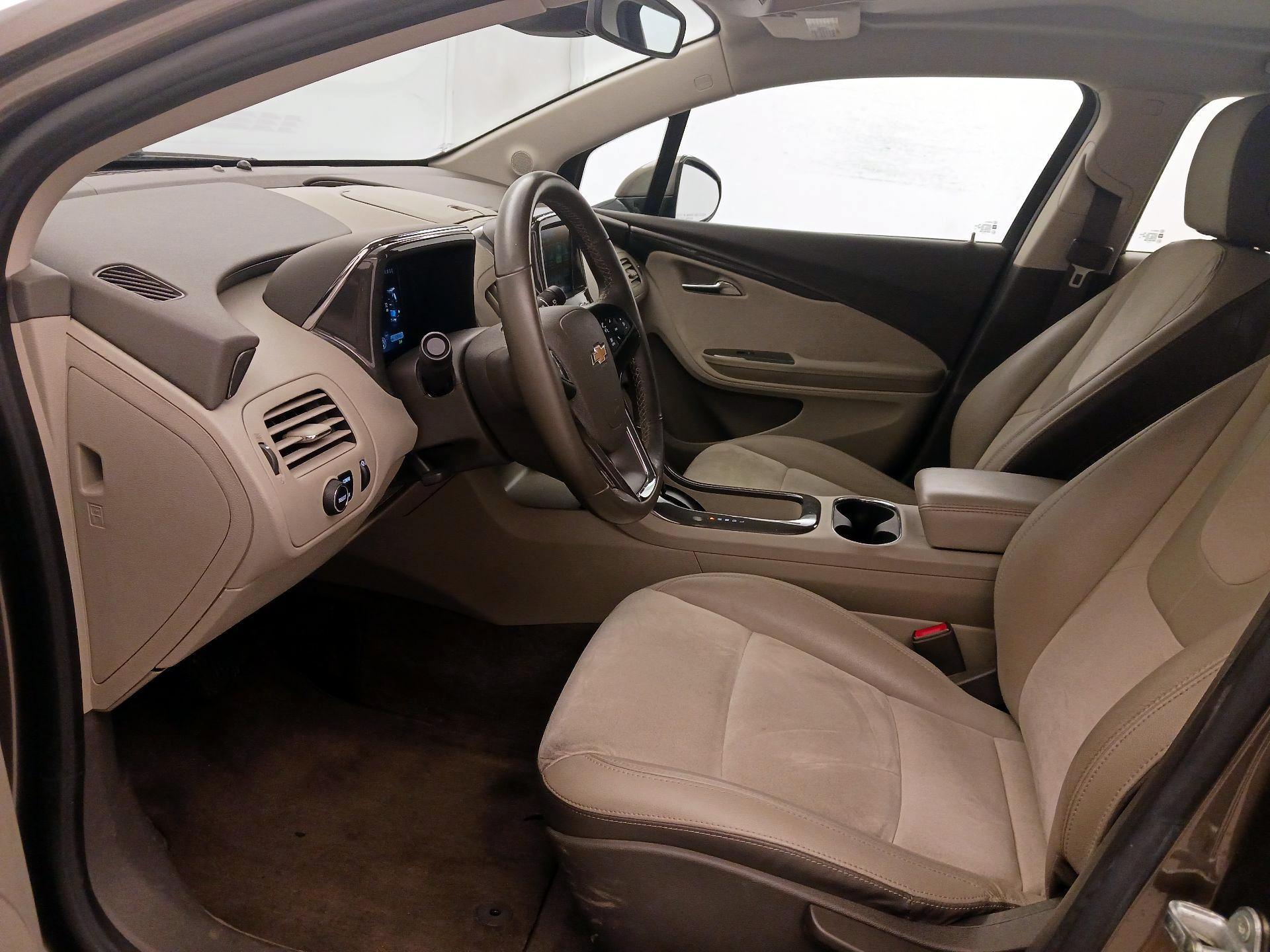 Thumbnail: 2014 Chevrolet Volt - 11