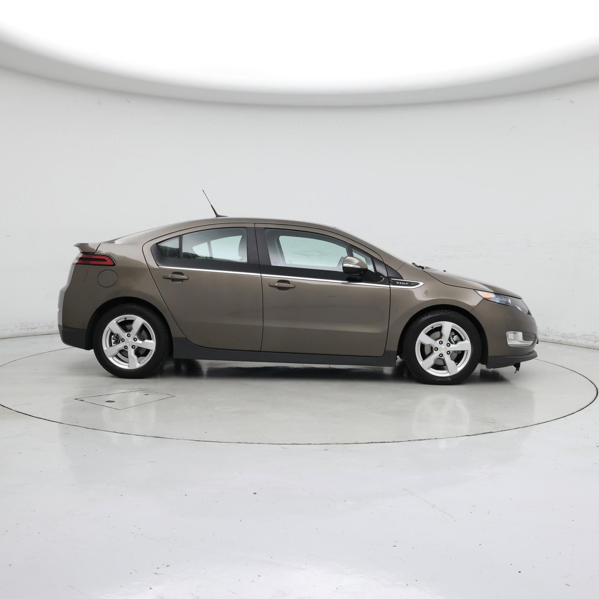 Thumbnail: 2014 Chevrolet Volt - 7