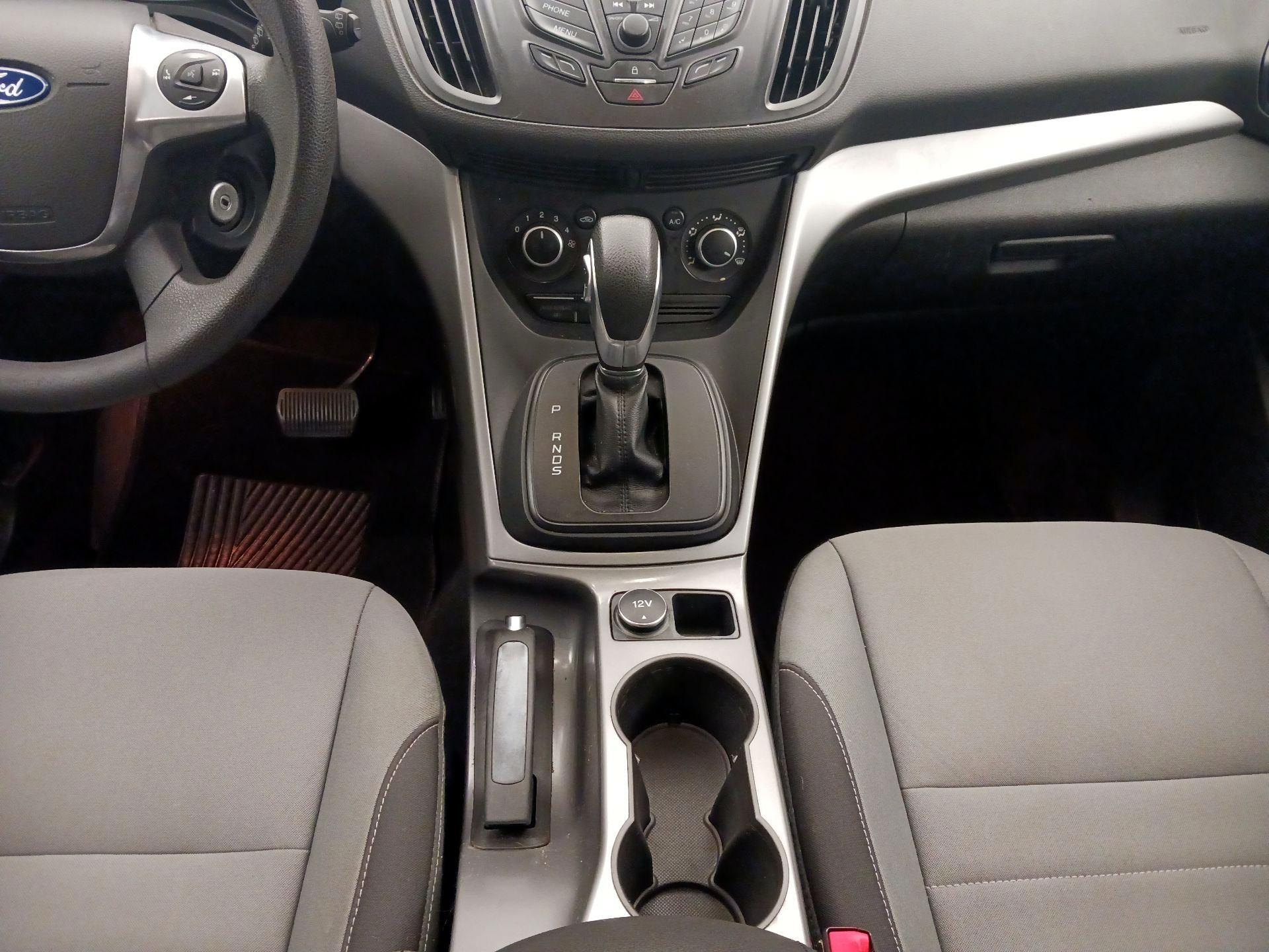 Thumbnail: 2015 Ford Escape - 16
